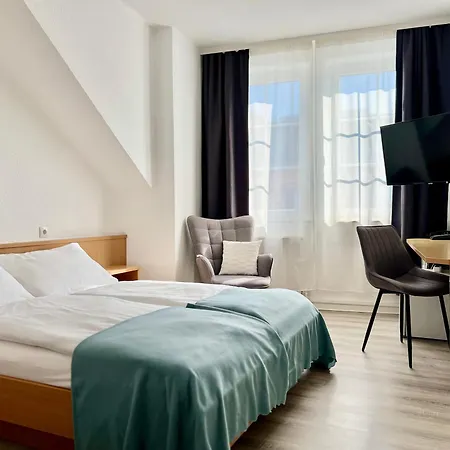 City Hotel Neuwied 3* נויוויד