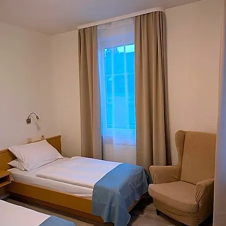 City Hotel Neuwied 3*