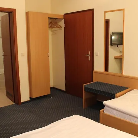 City Hotel Neuwied Hotel 3*